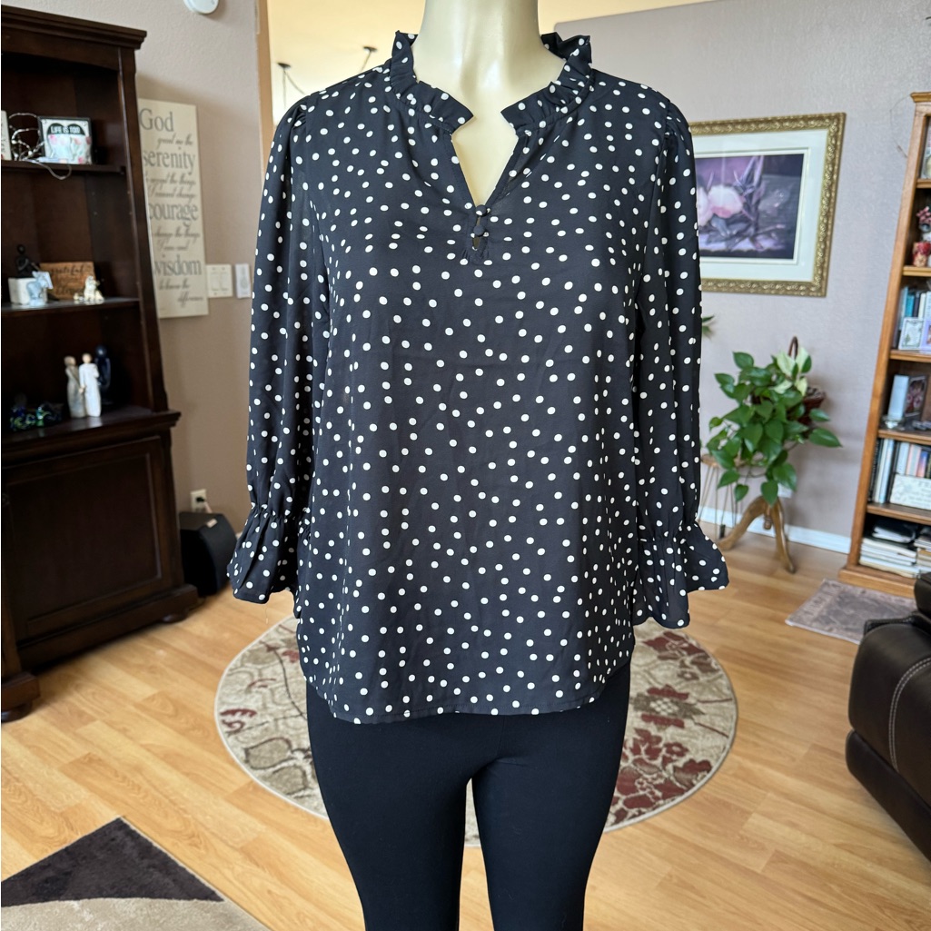 Counterparts Black & White 3/4 Sleeves Vneck Blouse-Size M-Nwt